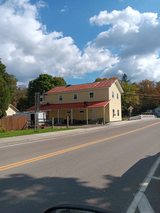 6182 Hamilton Hill rd in Alfred Station, NY - Building Photo