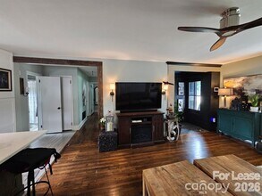 4820 Gilmore Dr in Charlotte, NC - Building Photo - Building Photo