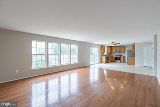8 Mintwood Dr in Fredericksburg, VA - Building Photo - Building Photo