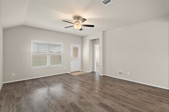 3215 McDonough Way in Katy, TX - Building Photo - Building Photo