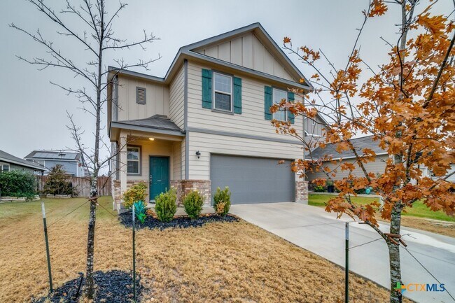 2421 Ayers Dr in Seguin, TX - Building Photo - Building Photo