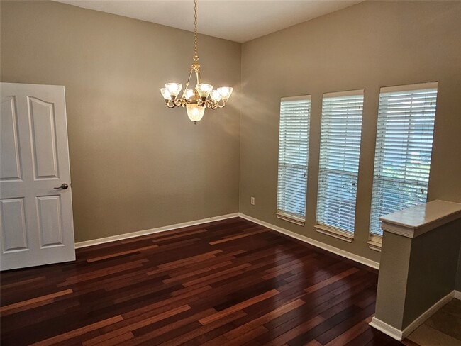 9506 Rustic Gate Rd in La Porte, TX - Building Photo - Building Photo