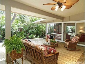 224 Aikahi Loop in Kailua, HI - Building Photo - Building Photo