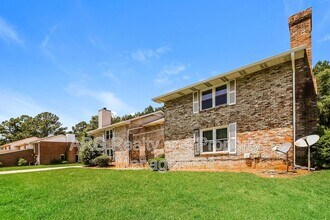 2140 Fairway Ct SE in Conyers, GA - Building Photo - Building Photo