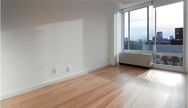 19 St Marks Pl-Unit -#C5 in New York, NY - Building Photo - Building Photo