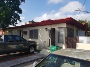 3129 SW 9th St in Miami, FL - Building Photo - Building Photo