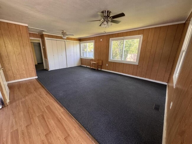100 Warwick Ln in Oak Ridge, TN - Building Photo - Building Photo