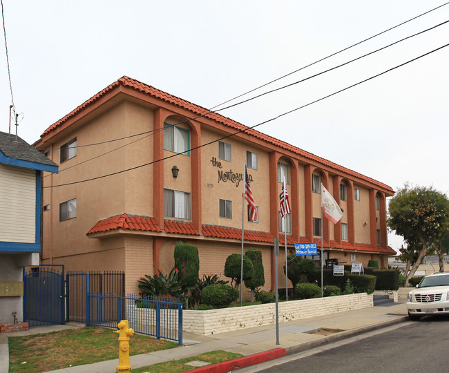 The Montezuma in Hawthorne, CA - Building Photo - Building Photo