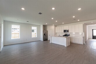 3022 Palm Branch Dr in Santa Fe, TX - Building Photo - Building Photo