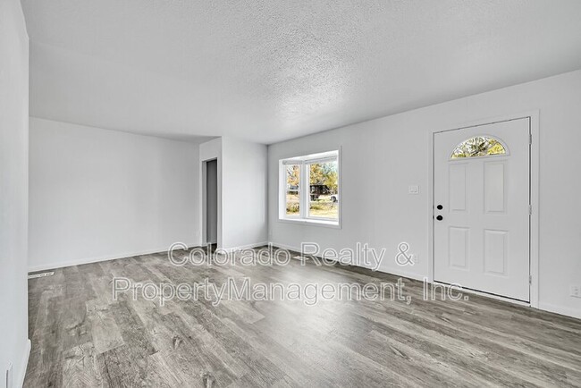 2923 Hayman Terrace in Colorado Springs, CO - Building Photo - Building Photo