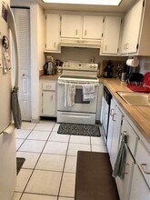 7396 NW 18th St in Margate, FL - Building Photo - Building Photo