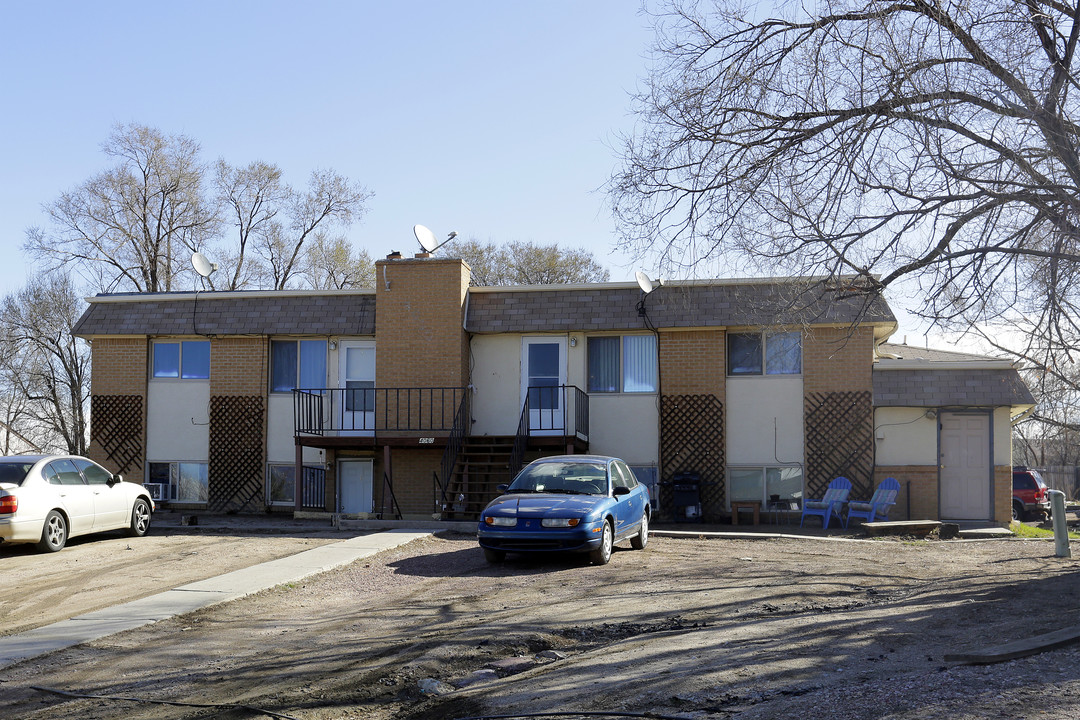 4060 Ruskin Way in Colorado Springs, CO - Building Photo