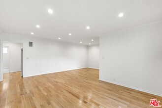 8219 Norton Ave in West Hollywood, CA - Building Photo - Building Photo