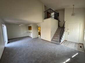 1675 Round Mountain Cir in Sparks, NV - Building Photo - Building Photo