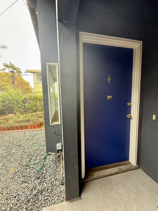 1256 Hopkins St in Berkeley, CA - Building Photo - Building Photo