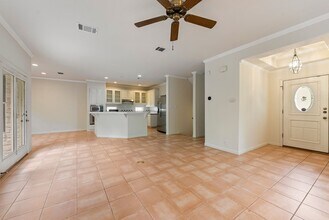 6504 Twin Creek Hollow in Austin, TX - Building Photo - Building Photo