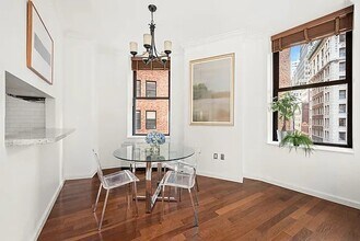 1 Wall St in New York, NY - Building Photo - Building Photo