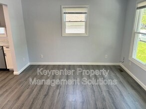 421 N Charlotte Ave in Waynesboro, VA - Building Photo - Building Photo