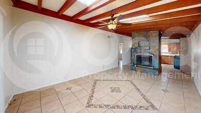 5111 E Peach St in Tucson, AZ - Building Photo - Building Photo