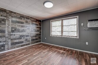 3801 40th Ave N in St. Petersburg, FL - Building Photo - Building Photo