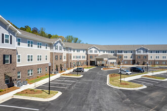 Jonesboro Road Senior Village in Fairburn, GA - Foto de edificio - Building Photo