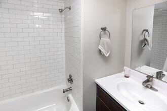 Riley Towers in Indianapolis, IN - Building Photo - Interior Photo