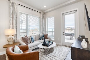 The Emerson in Englewood, CO - Building Photo