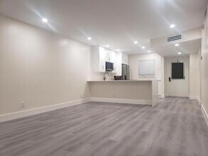 829 Camino Rd in Delray Beach, FL - Foto de edificio - Building Photo