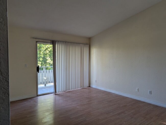 1800 E Old Ranch Rd in Colton, CA - Building Photo - Building Photo