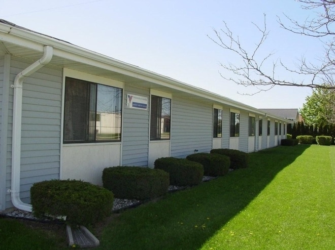 Manitowoc Shores; Sec. 8, Elderly & Disabled in Manitowoc, WI - Building Photo