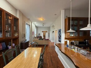 2110 S Halsted St, Unit 2 in Chicago, IL - Building Photo - Building Photo