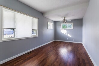 2624 Columbia Blvd in Saint Helens, OR - Building Photo - Building Photo