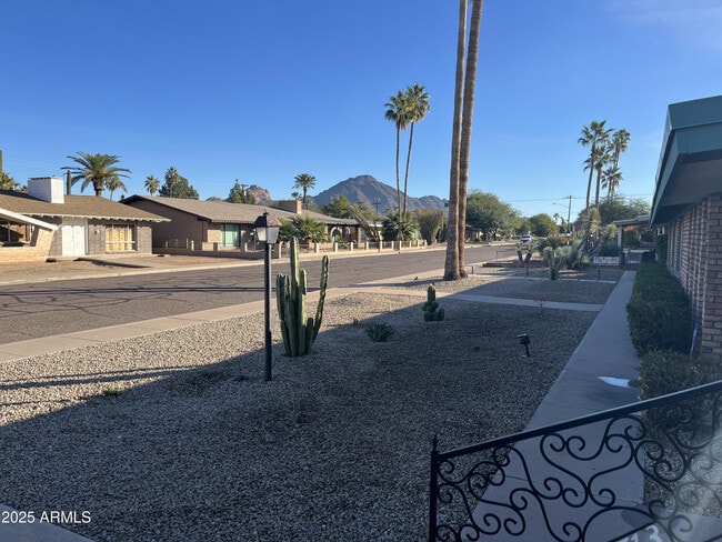 3713 E Glenrosa Ave in Phoenix, AZ - Building Photo - Building Photo