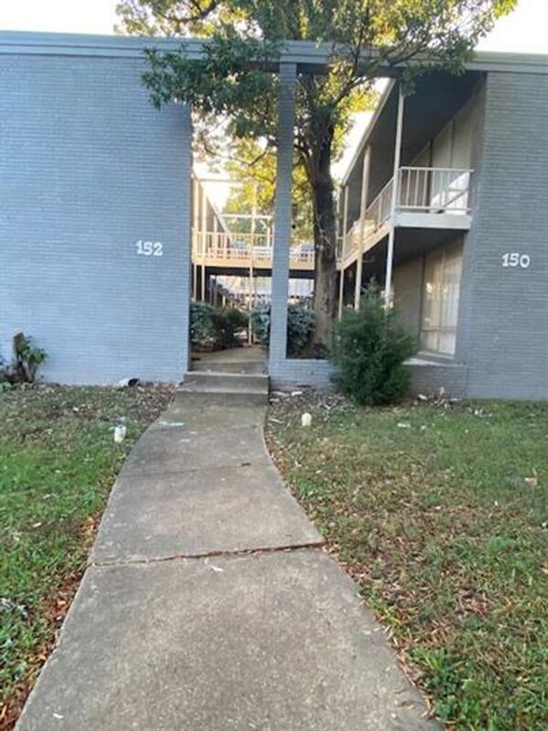 152 N McLean Blvd in Memphis, TN - Building Photo - Building Photo