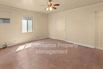 1026 Windeler Ave in Tracy, CA - Building Photo - Building Photo