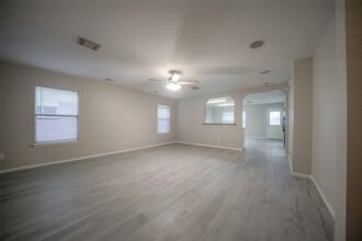 3106 Centennial Village Dr in Pearland, TX - Building Photo - Building Photo