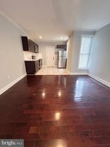 6223 Hazel Ave in Philadelphia, PA - Building Photo