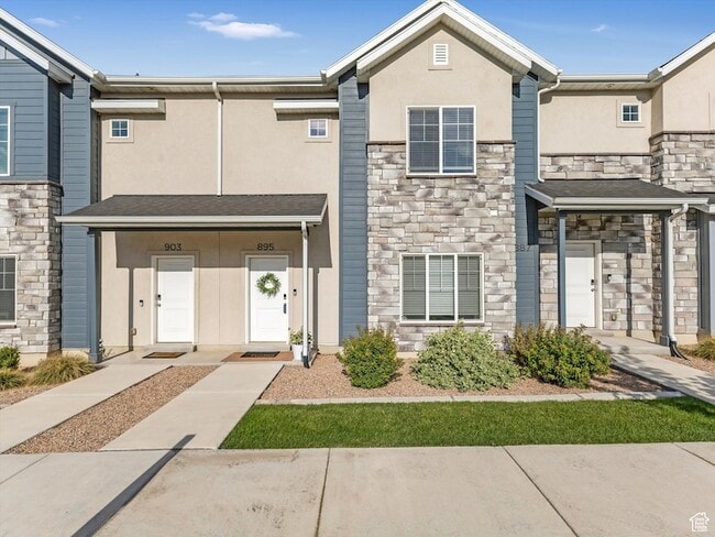 property at 895 N 1280 E