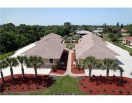 225 W Rotonda Blvd in Rotonda West, FL - Building Photo