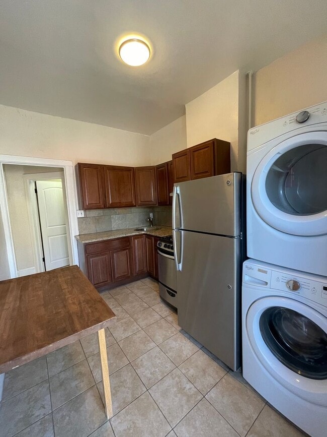 property at 126 S Broadway