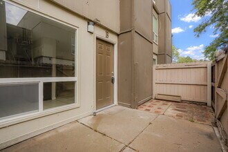 7373 W Florida Ave in Lakewood, CO - Building Photo - Building Photo