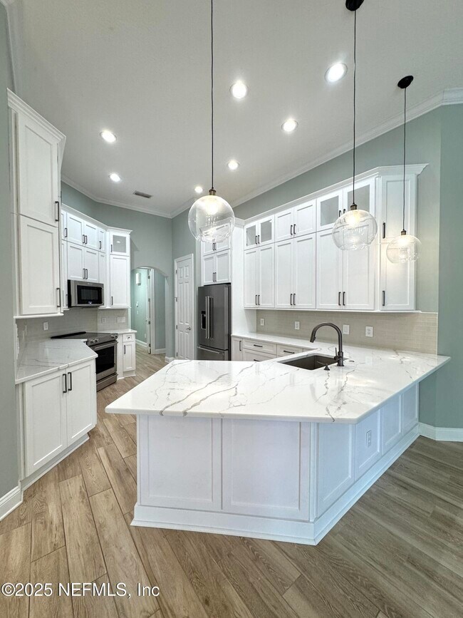 642 Port Charlotte Dr in Nocatee, FL - Building Photo - Building Photo