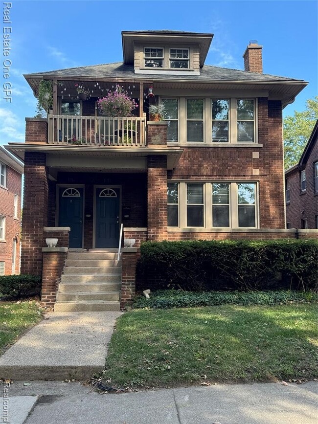 property at 1014 Beaconsfield Ave