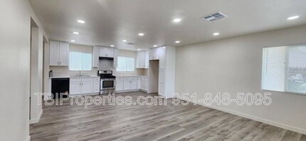 1327 Berkeley Dr in Redlands, CA - Foto de edificio - Building Photo