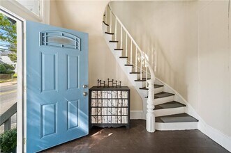 1165 Chalkstone Ave in Providence, RI - Foto de edificio - Building Photo