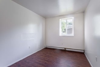 Meadow of Xenia in Xenia, OH - Building Photo - Interior Photo