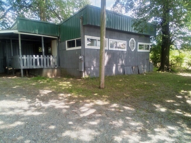 property at 5820 Snoopy Ln