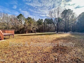 420 Tippett Rd in Zebulon, NC - Building Photo - Building Photo