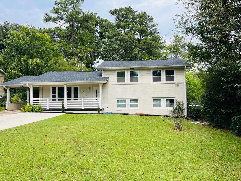 2270 Miriam Ln, Unit Main House in Decatur, GA - Building Photo