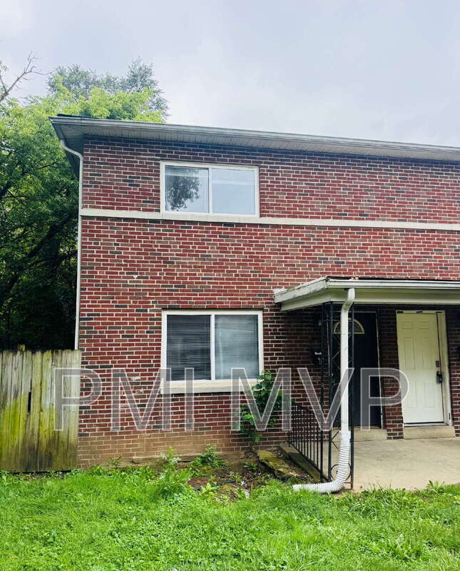 property at 830 S Harris Ave